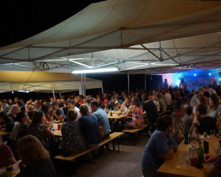 Aller progressivement vers plus de matériel partagé